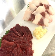 《本場熊本の馬刺し》馬刺し盛り合わせ