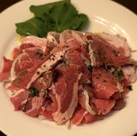 お酒に合う料理をご用意。