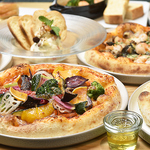 アヒージョやピザなど本格イタリアンを取り揃えております！お腹いっぱいお召し上がりくださいませ◎