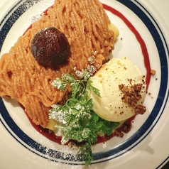 和栗とカシスとクリームチーズのモンブランクレープ