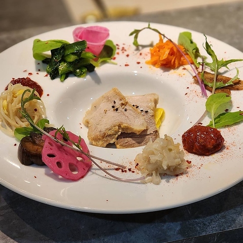 上質な空間でくつろげる◎接待・宴会におすすめ！ 韓食邸 よんさん