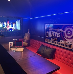 10名様までご利用可能なカラオケ付の個室を完備しております。