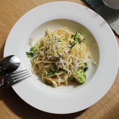 3-5月限定春パスタ からすみとしらすのペペロンチーノ