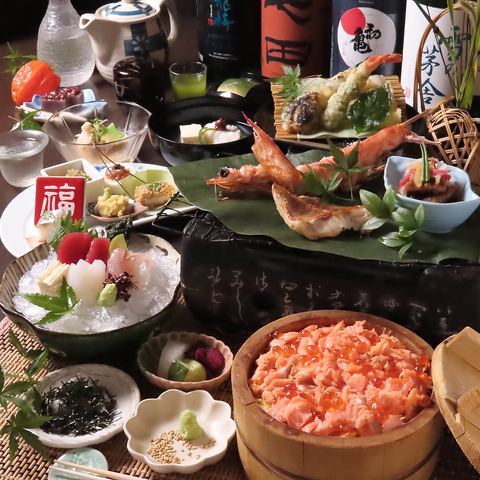 新鮮な海鮮と本格和食が味わえます。日本酒や焼酎が勢揃い！飲み放題付コース料理も有