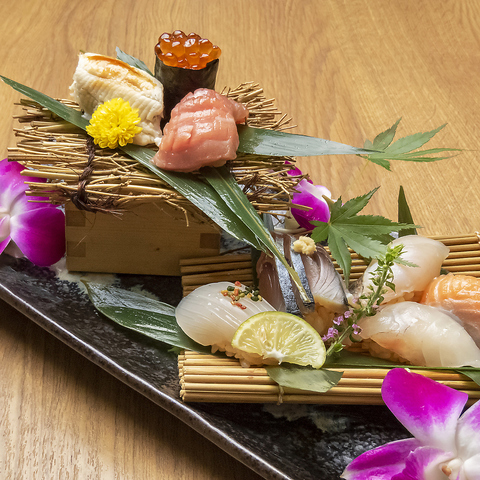 接待、会食、御宴会、様々なシーンで新鮮な海鮮・寿司をご堪能ください。
