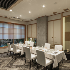 Restaurant Barbizon レストランバルビゾンの特集写真