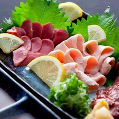 鶏のお刺身三種盛り