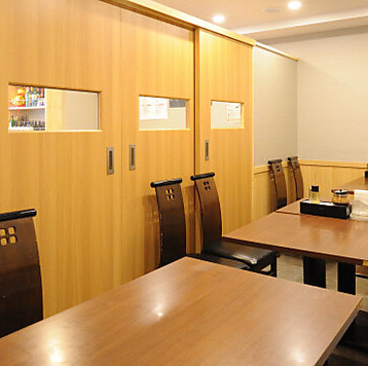 ニイハオ 目黒駅前店の雰囲気1