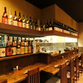 まごころ感じる和風居酒屋の店内には、ゆっくりと心地よい時間を過ごせる全8席のカウンターをご用意しております！和の雰囲気が広がる落ち着いた空間で、当店自慢の美味しい料理やお酒を存分に味わってください◎お一人様での気軽なお食事はもちろん、デートなどでの特別なお食事の際にもぜひご利用ください♪