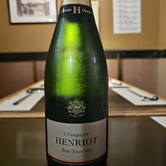 HENRIOT Brut Souverain　アンリオ　ブリュット　スーヴェラン（フル）