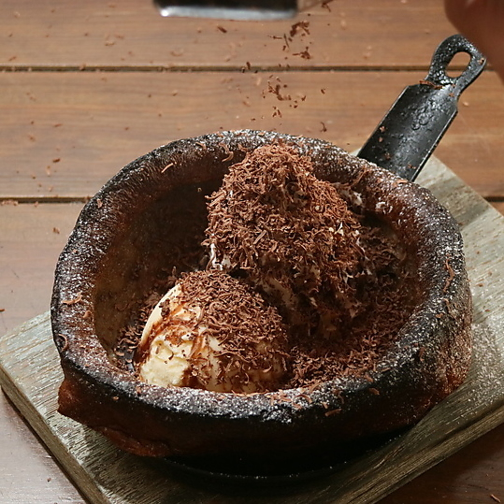 【甘党さん必食】ドイツ発祥のパンケーキダッチベイビーパンケーキにたっぷりチョコレートが相性◎