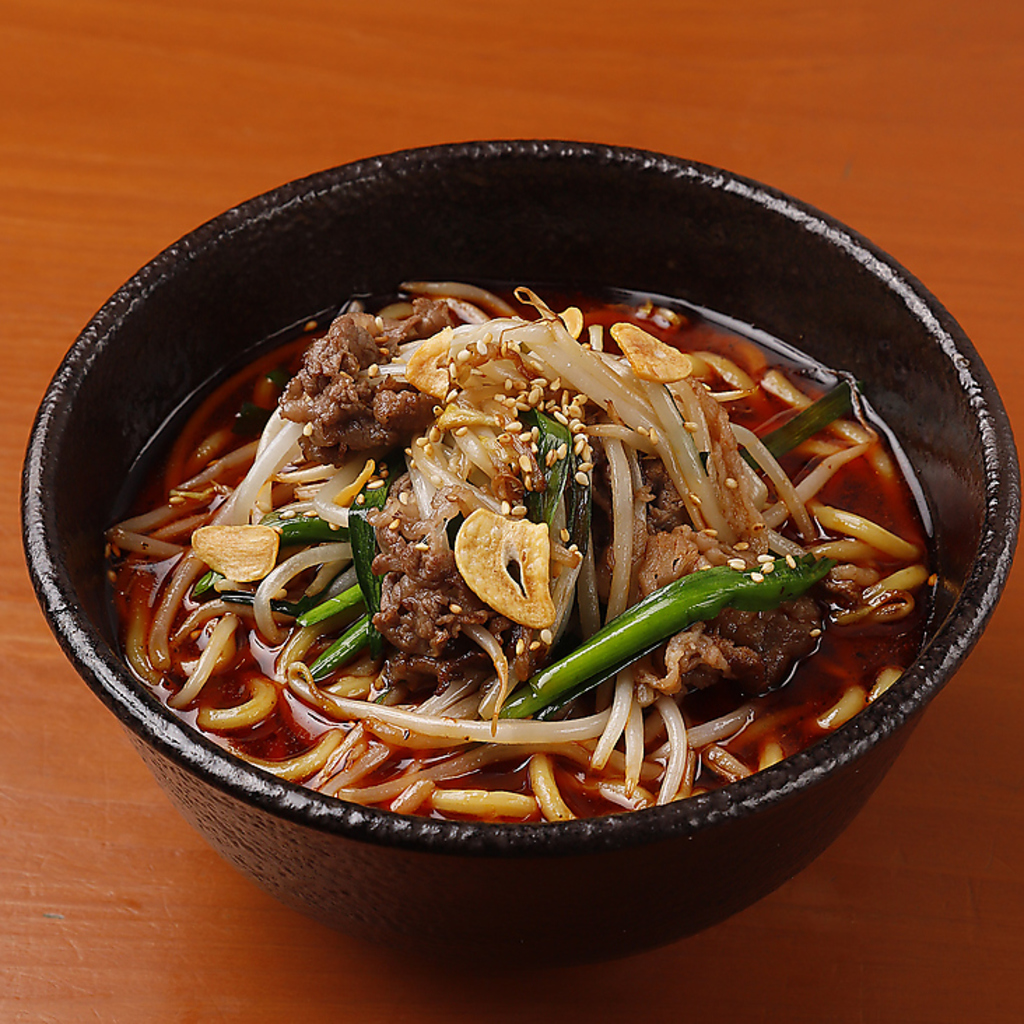 ショッピング後におなかが空いたら焼肉しずるでおいしいご飯をご堪能ください☆