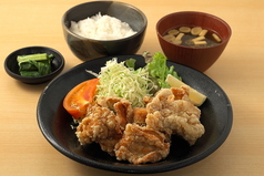 鶏の唐揚げ定食