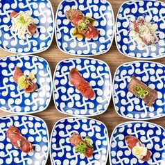 全席個室 肉寿司×焼き鳥×ステーキ 3時間食べ飲み放題　肉衛門 NIKU-EMON 梅田駅前店のおすすめポイント1