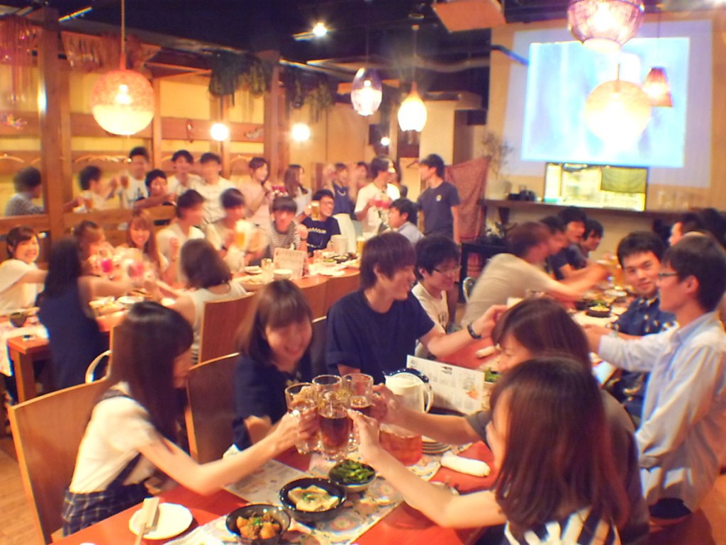 学生さんにも大人気！温音響、スクリーン完備で貸切宴会に◎！