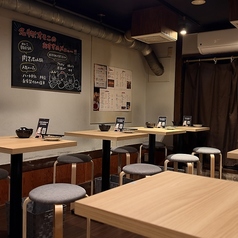 韓国鍋 オモニ 梅田店の雰囲気2