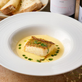 料理メニュー写真&nbsp;鯛のポワレ ~自家製クリームソース~