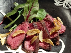 鹿肉のステーキ