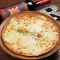 料理メニュー写真 ウルトラチーズピザ