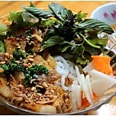 ブンティットヌン/ブンチャーゾー (Bun Thit Nuong/Bun Cha Gio)