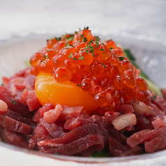 桜肉の塩ユッケ~極み~