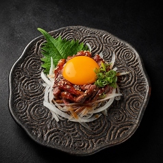 2.牛たたきユッケ
