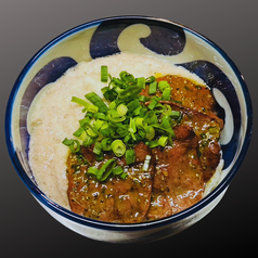 牛たんとろろ麦飯