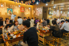 2名～50名様まで！！ワイワイと雰囲気でお食事をお楽しみ頂けます。揚げたての天ぷらをサクサクアツアツでお召し上がり頂けます♪