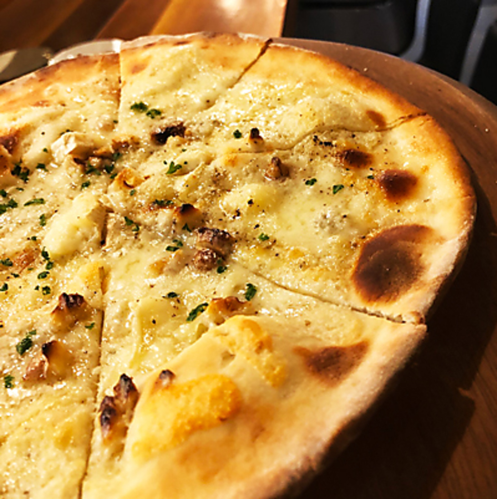 ≪18時半までのご来店限定☆≫各種pizzaも半額に♪