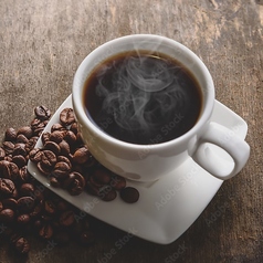 香り豊かなオリジナルコーヒーなどこだわりの一杯を用意