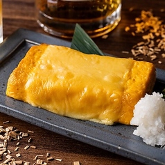 燻製チーズの出汁巻き玉子