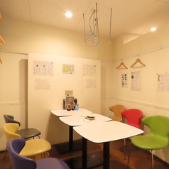 ≪自習室≫少し現代風の教室もご用意しております。
