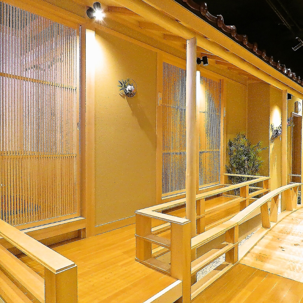 伊勢原駅徒歩3分☆灯籠の明かりの癒し空間が広がります。