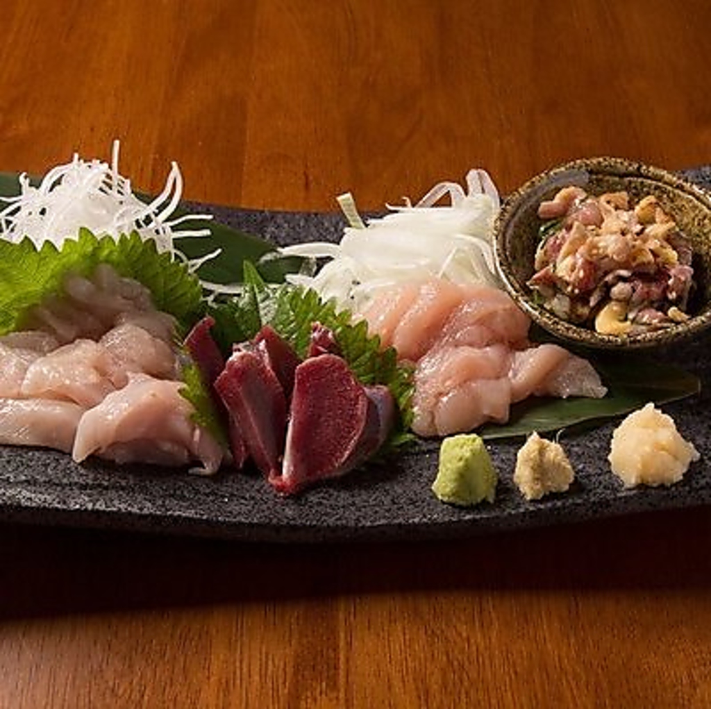 新鮮な食材を使用した創作料理が自慢！色鮮やかな盛り付けで目にも美しい一品◎