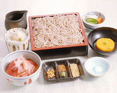 せいろそば(うどん)と本まぐろ漬け丼(小)