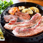 新宿で韓国料理！サムギョプサル&チーズタッカルビ食べ放題！誕生日・女子会・ランチ・昼飲みに◎