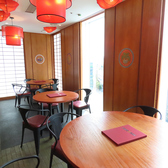 ガチ中華FOODHALL　エソラ池袋店の雰囲気2