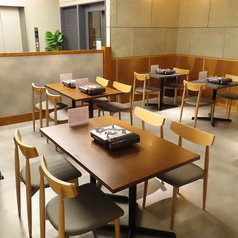 大衆味噌焼き 亀屋 栄 マルエイガレリア店の雰囲気2