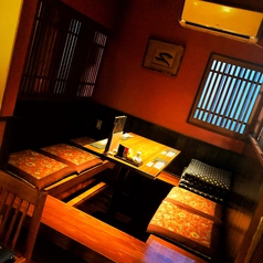 プチ個室空間の掘りごたつ4名からどうぞ!地元の方々の宴会にご利用多いお席です♪ガッツリ語り飲みしたい女子は◎また,小さなお子様連れのファミリー層にも安心安全と好評です☆大将と女将もお子さんがいるのでアットホームな空間で楽しいひと時を過ごせますよ♪