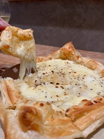 バター香る！サクサクパイピザ