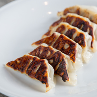 肉汁あふれる我が家の自慢！自家製餃子★