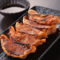 桜肉の鉄板餃子