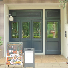 IL CUGINO VINOTECA イルクジーノビノテカの外観2