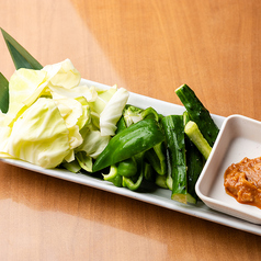 肉みそ盛り合わせ