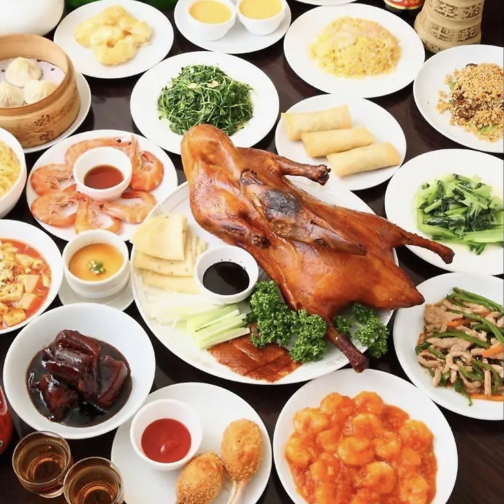 コスパ最高最強食べ放題専門店　【窯焼き本場北京ダック】【カニ爪の揚げ物】も食べ放題です！！