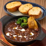 絶品！お肉屋仕入れの牛スジビーフシチュー