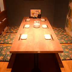 【テーブル席】6名様までご宴会可能なテーブル席ございます。