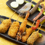 「たい昆布締め」や「さわら味噌漬け」などの職人のひと手間を加えたワンランク上の串カツをご用意。