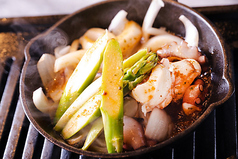 タコと旬の野菜ガーリック焼き