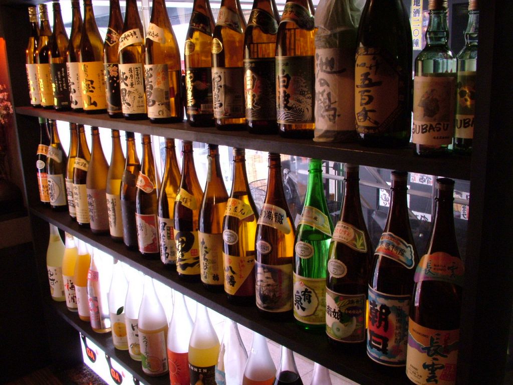 全国の焼酎、果実酒など色々★お酒好きの方、飲みに来ませんか？梅酒も種類豊富ですよ。